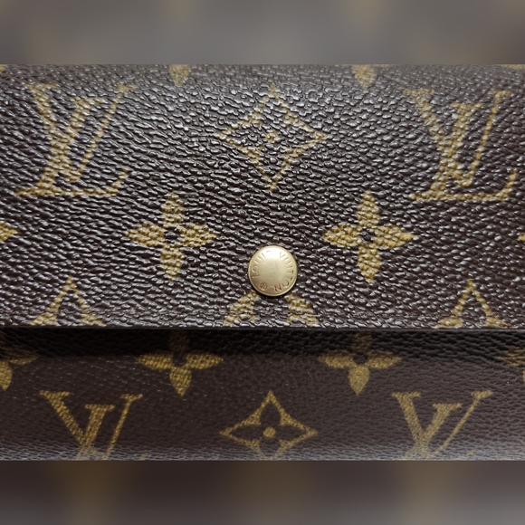LOUIS VUITTON Portefeiulle Sarah Long Bifold Monogram Wallet - Picture 7 of 16